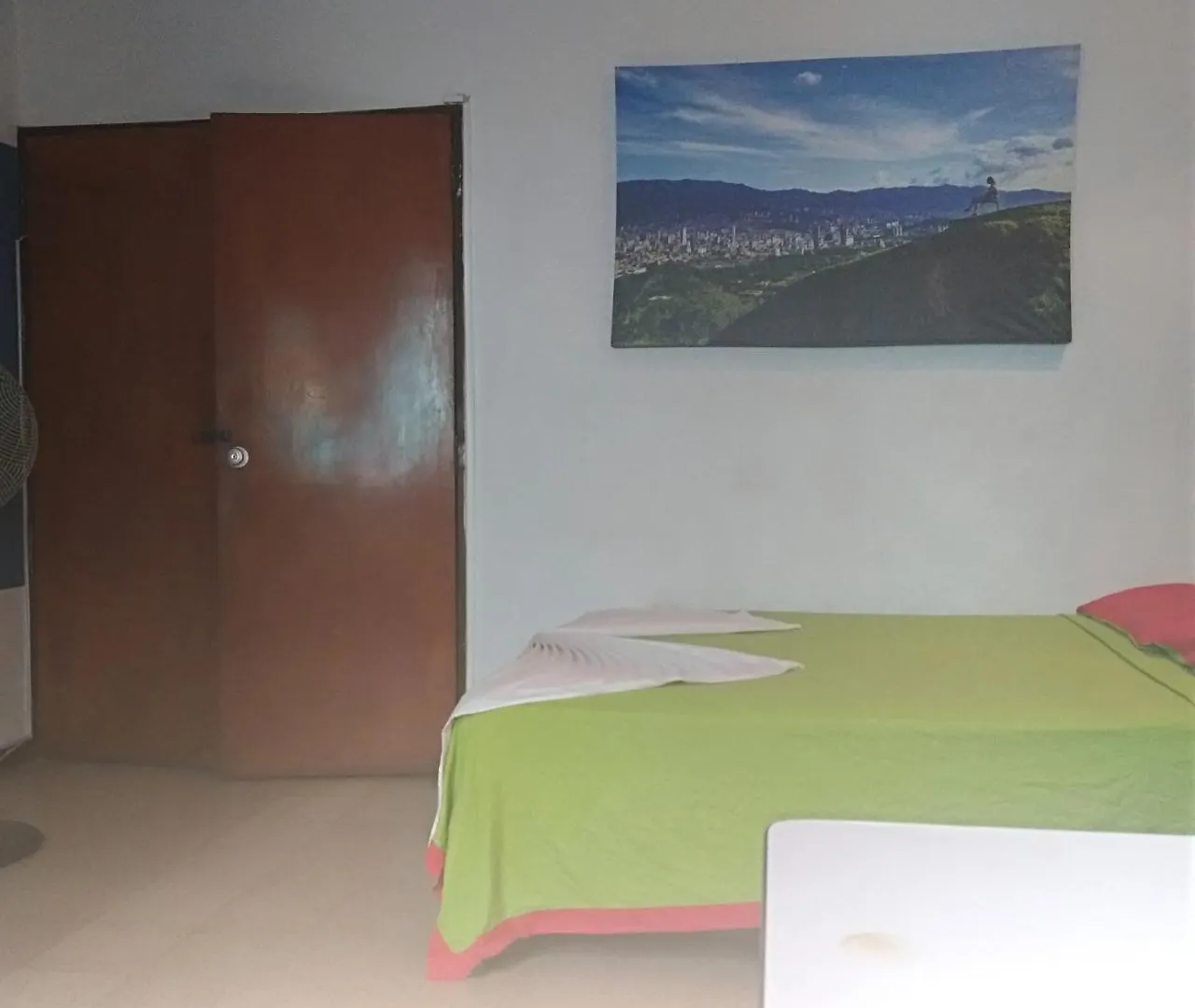 旅馆 Almarita Guest House 麦德林 哥伦比亚